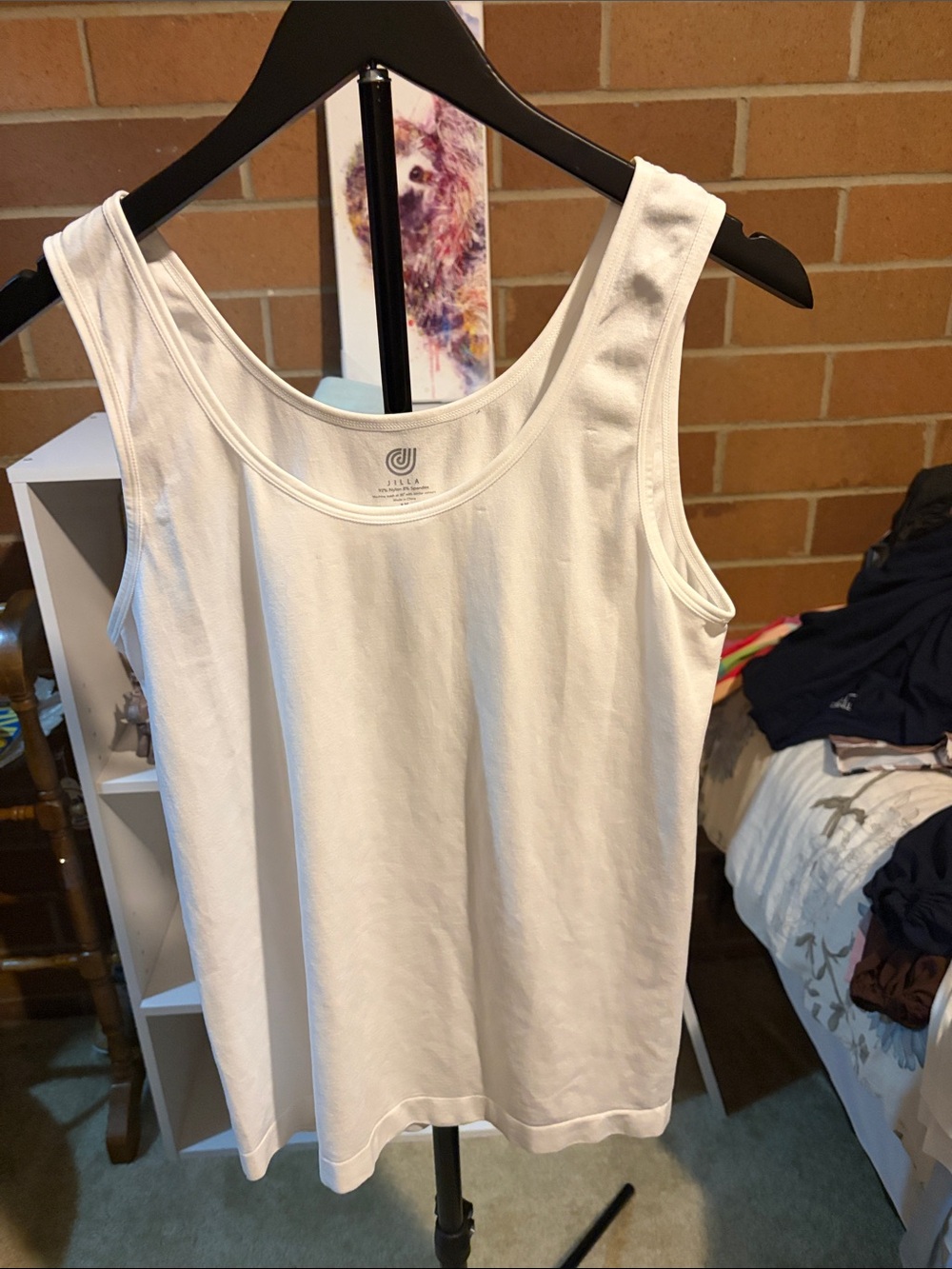 Women's White Scoop Neck Tank Top - Lightweight Everyday Layer